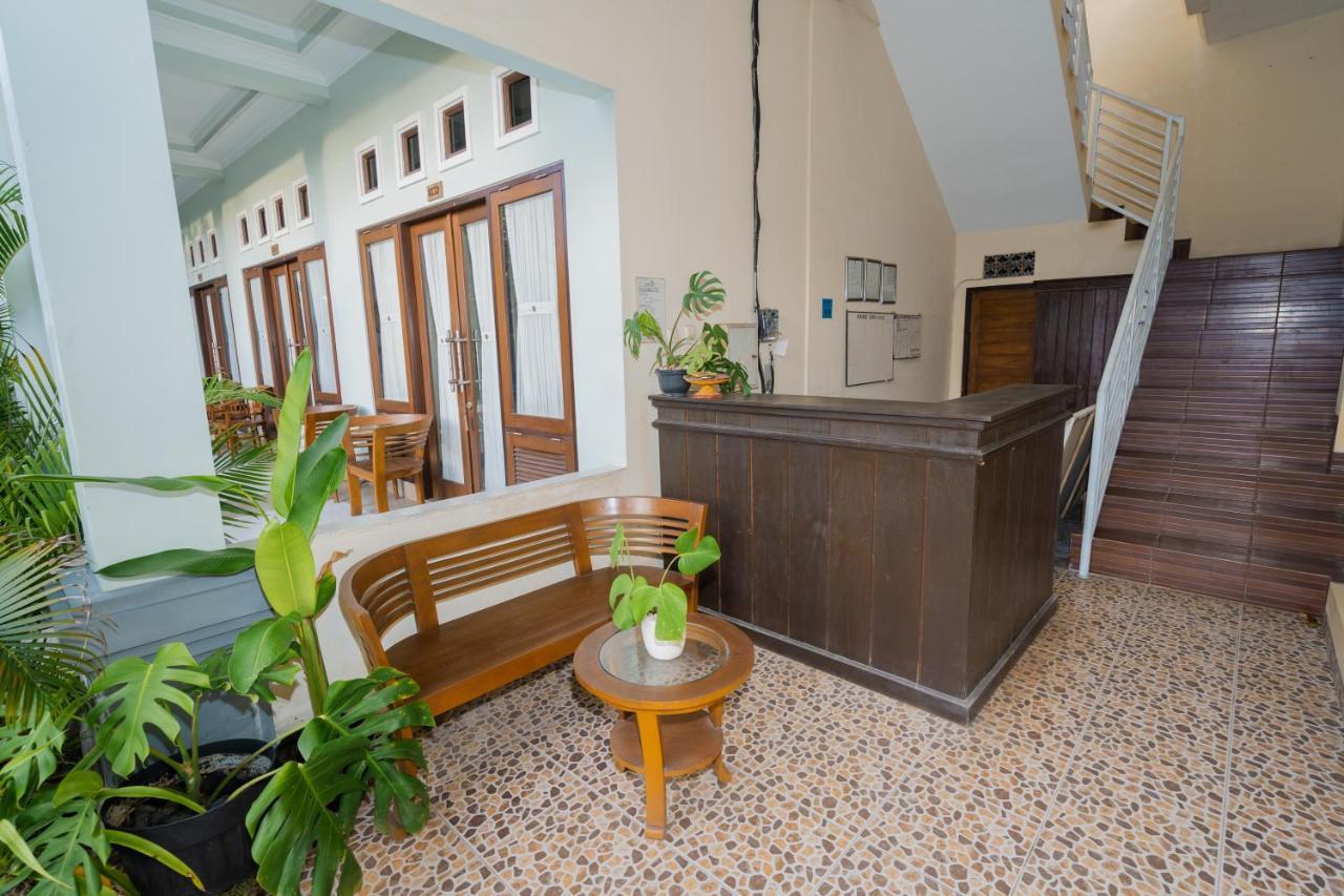 Mae Mae Beach House Batununggul Экстерьер фото